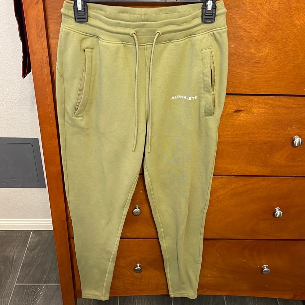 Alphalete Core Joggers